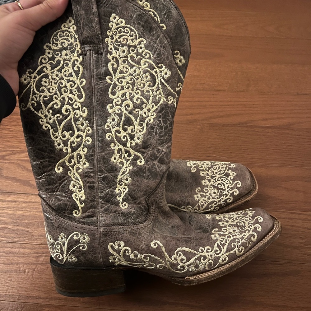 Corral embroidered boots